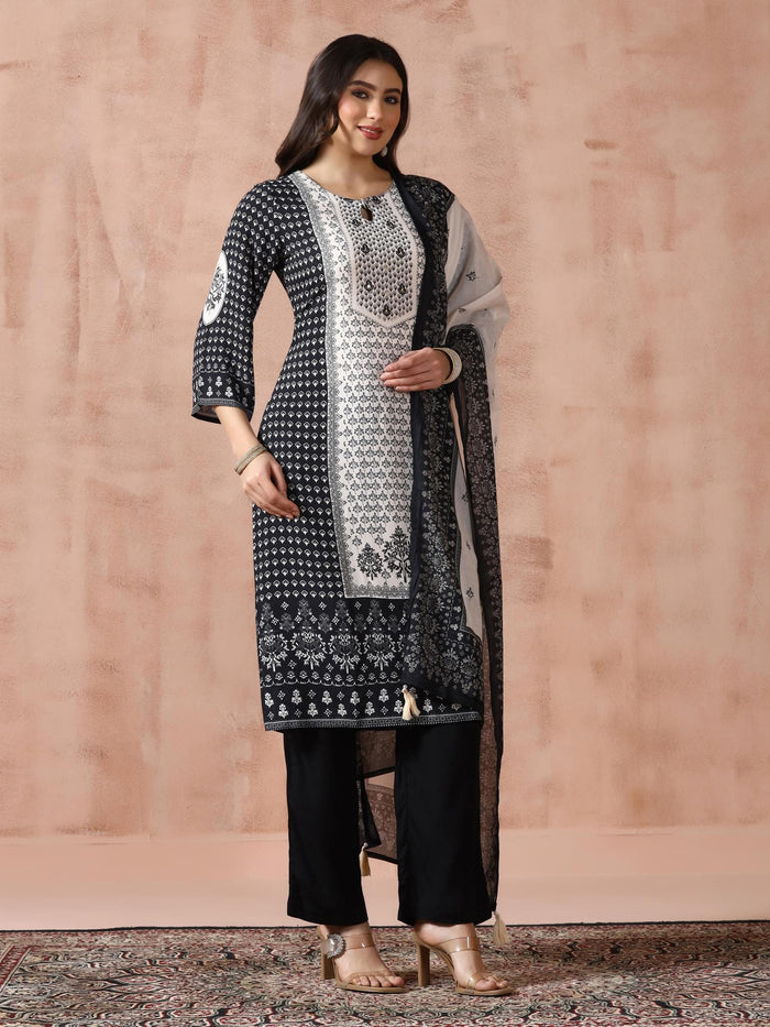 Women Liva Black Printed Kurta Comfort Pant Dupatta.