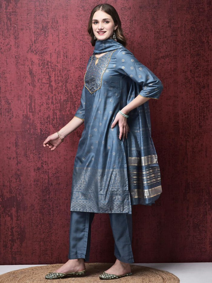 Women Liva Blue Foil Print Kurta Comfort pant Dupatta.