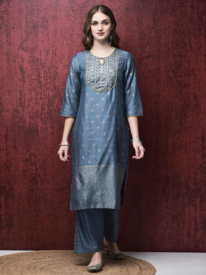 Women Liva Blue Foil Print Kurta Comfort pant Dupatta.