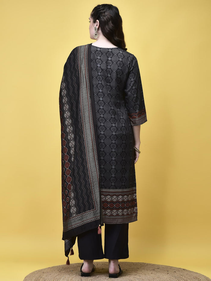 Women Liva Charcoal Grey Ajrakh Print Kurta Comfort Pant Chanderi Dupatta.