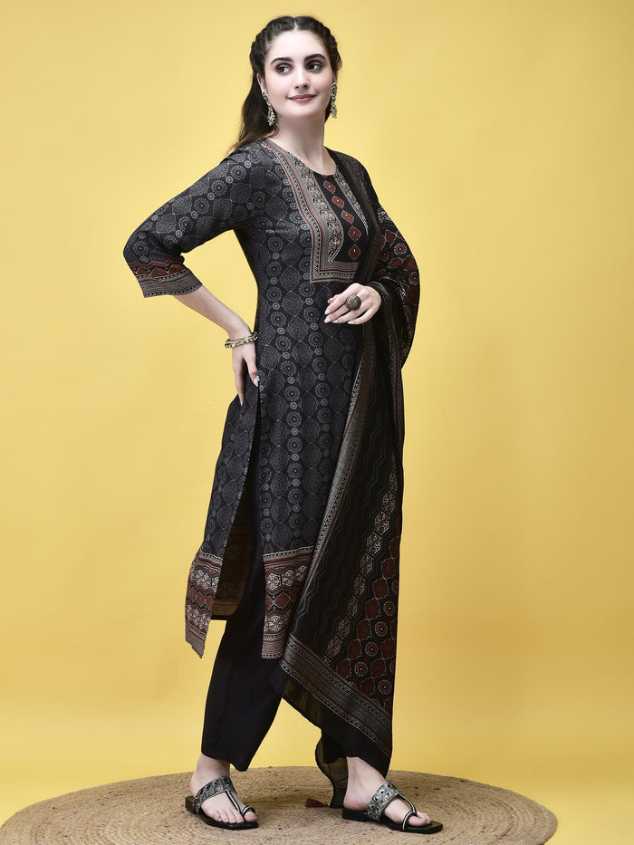 Women Liva Charcoal Grey Ajrakh Print Kurta Comfort Pant Chanderi Dupatta.