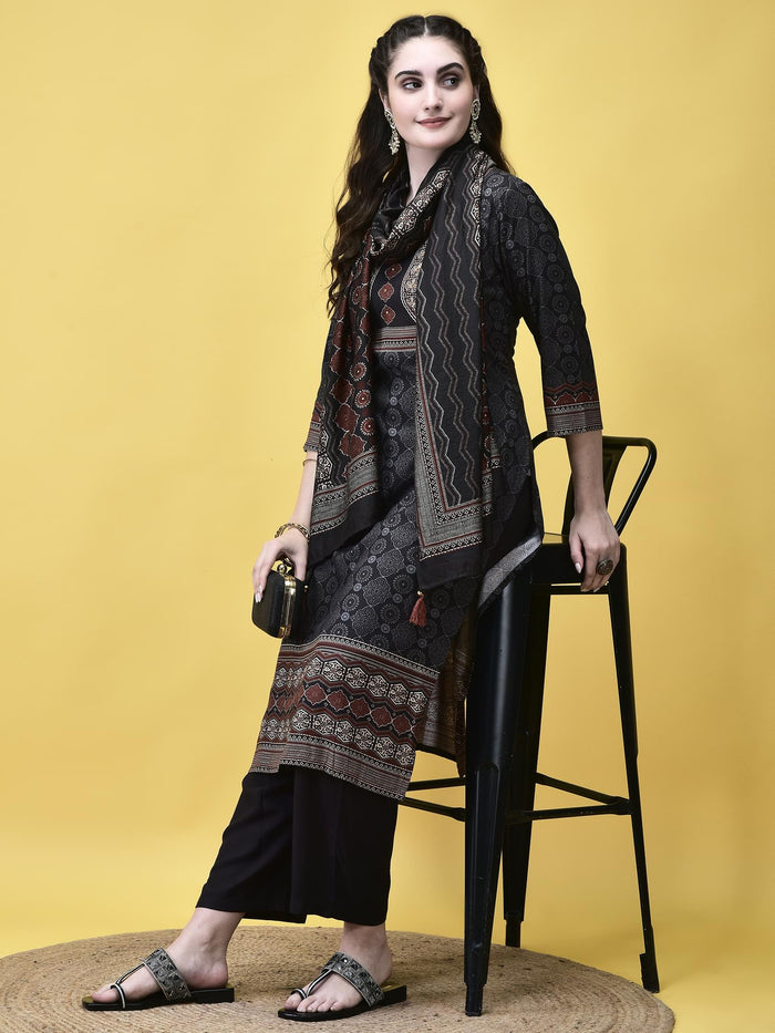 Women Liva Charcoal Grey Ajrakh Print Kurta Comfort Pant Chanderi Dupatta.