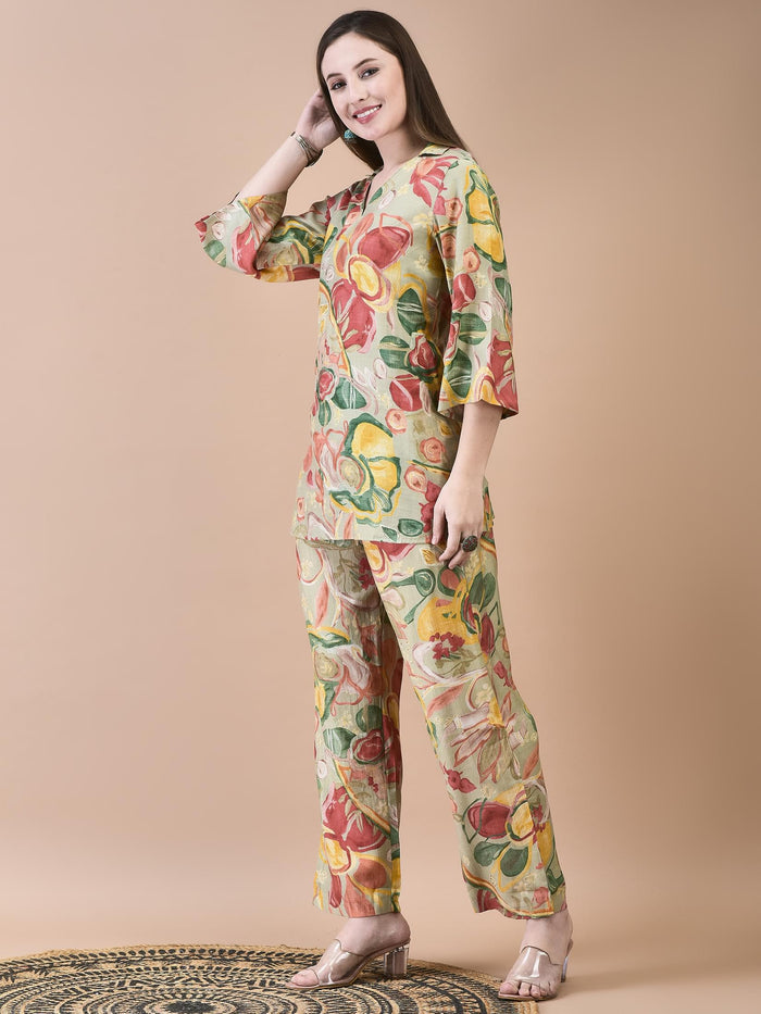 Women Liva Green Abstract Print Co-Ord Set.