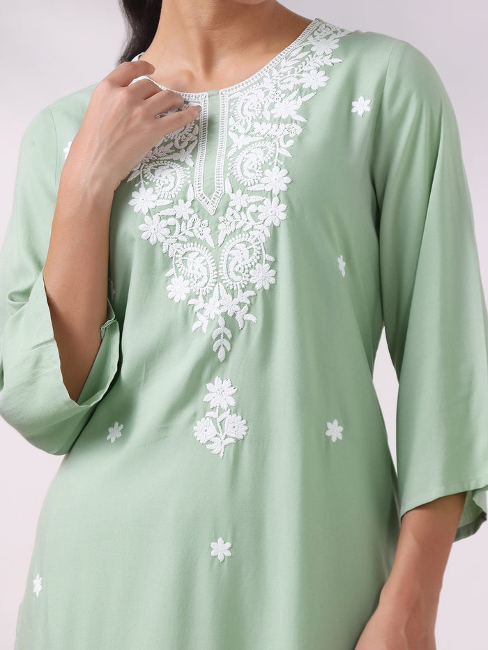 Women Liva Green Embroidered Kurta
