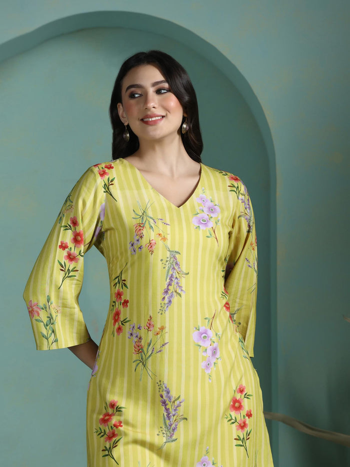 Women Liva Green Floral Print Co-Ord Set.