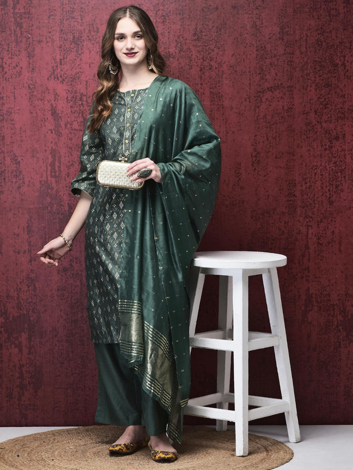 Women Liva Green Foil Print Kurta Comfort pant Dupatta.