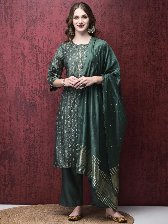 Women Liva Green Foil Print Kurta Comfort pant Dupatta.
