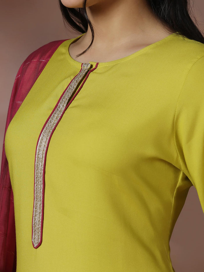 Women Liva Green Solid Kurta Comfort Pant Dupatta.