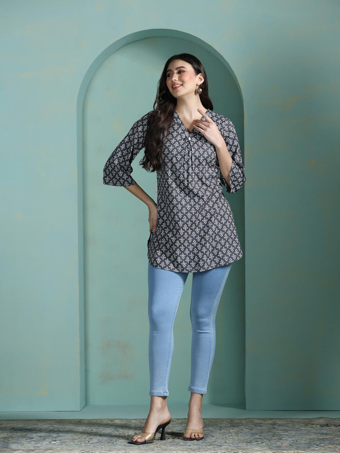 Women Liva Grey Printed Tunic.