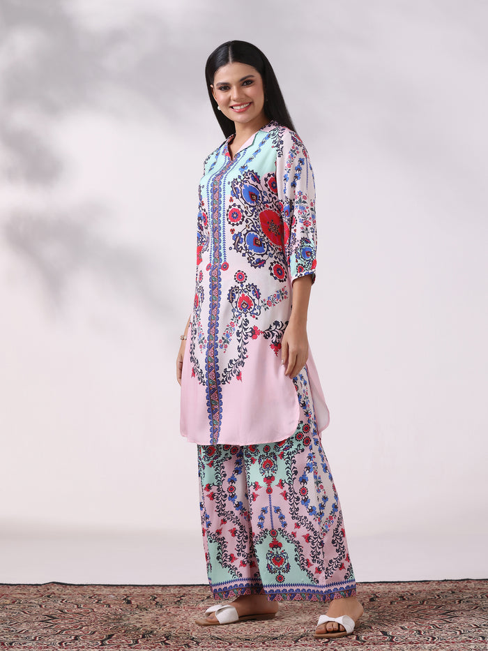 Women Liva Multicolor Printed Kurta With Wide Leg Pant