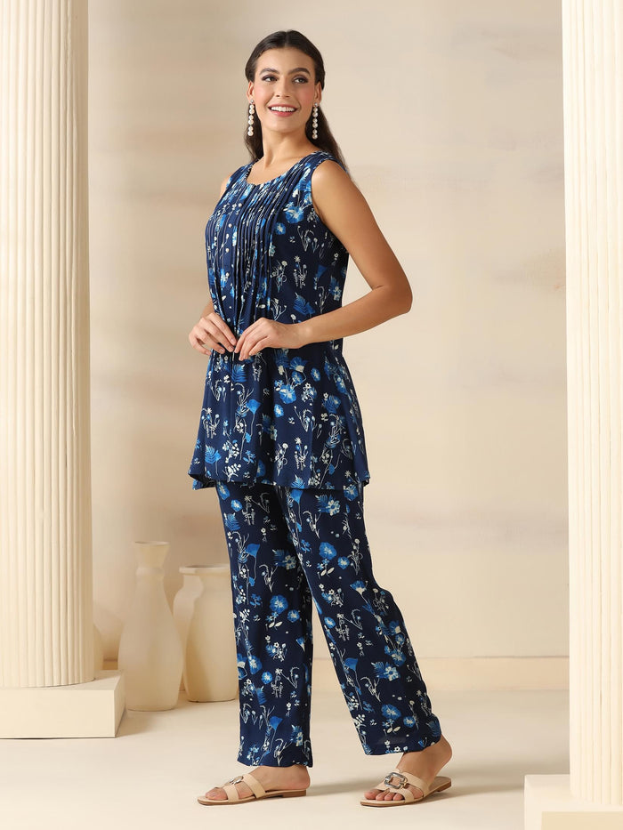 Women Liva Navy Blue Tropical Print Co-Ord Set.