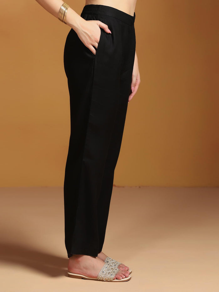 Women Liva Off White and Black Printed Kurta Comfort Pant Dupatta.