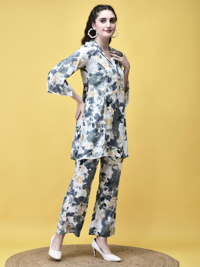 Women Liva Off White and Blue Abstract Print Co-Ord Set.