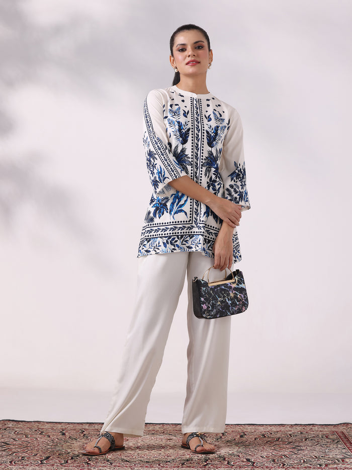 Women Liva Off White and Blue Floral Print Tunic