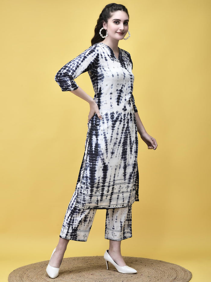 Women Liva Off White and Blue Geometric Print Kurta With Comfort Pant.