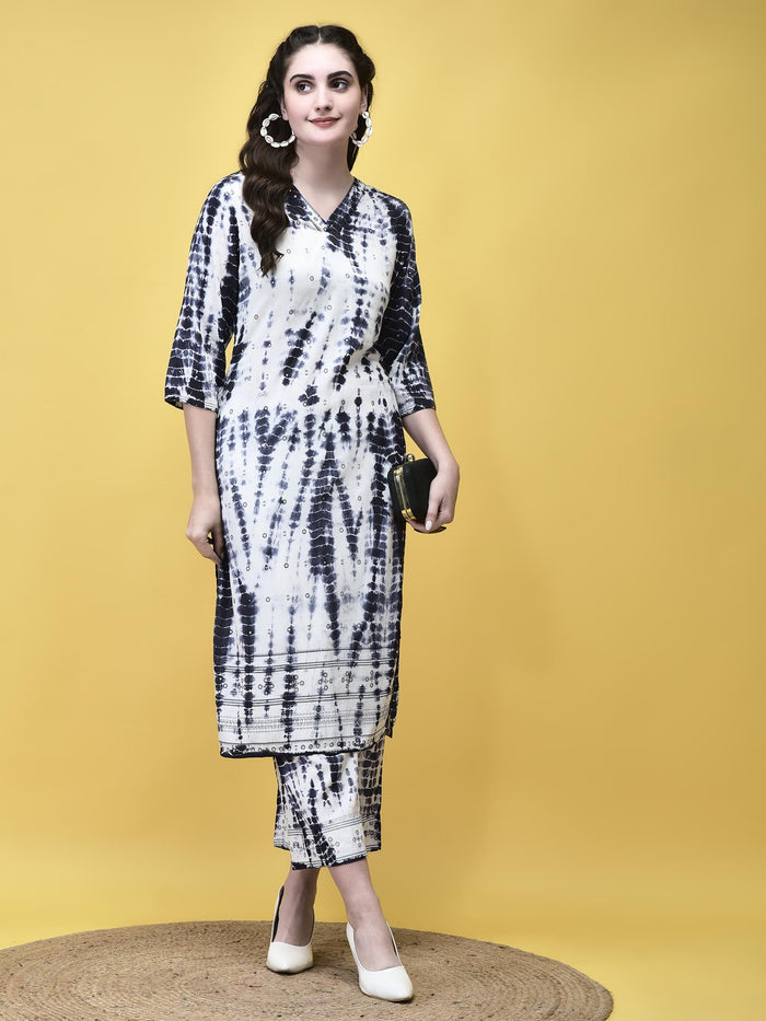 Women Liva Off White and Blue Geometric Print Kurta With Comfort Pant.