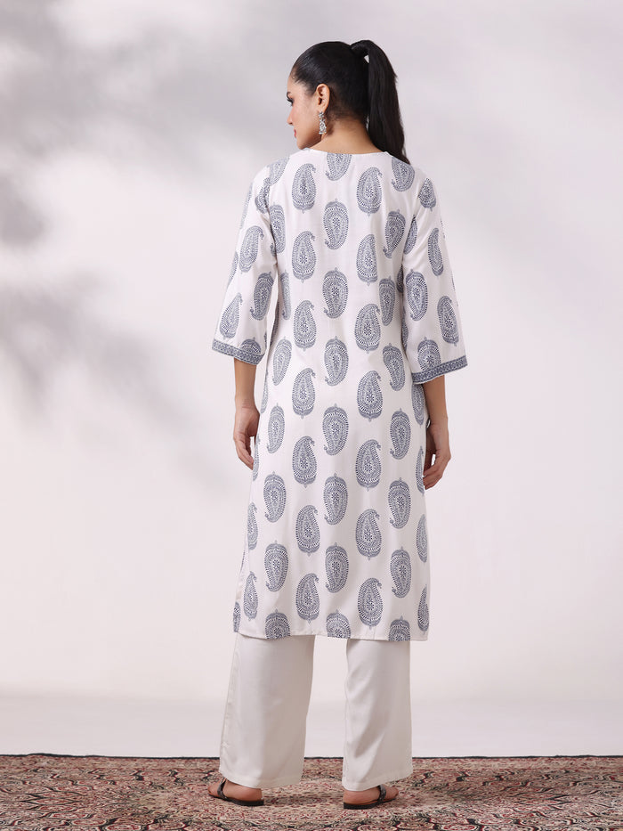 Women Liva Off White and Blue Printed Kurta