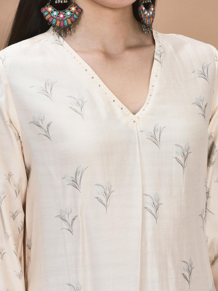 Women Liva Off White Floral Print Kurta Comfort Pant Dupatta.