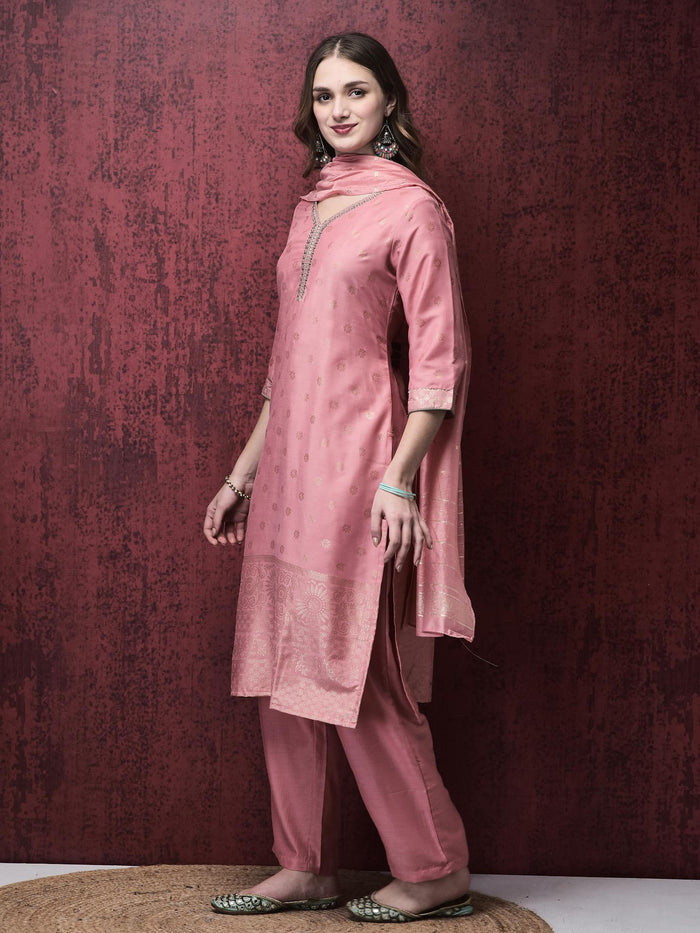 Women Liva Peach Foil Print Kurta Comfort pant Dupatta.