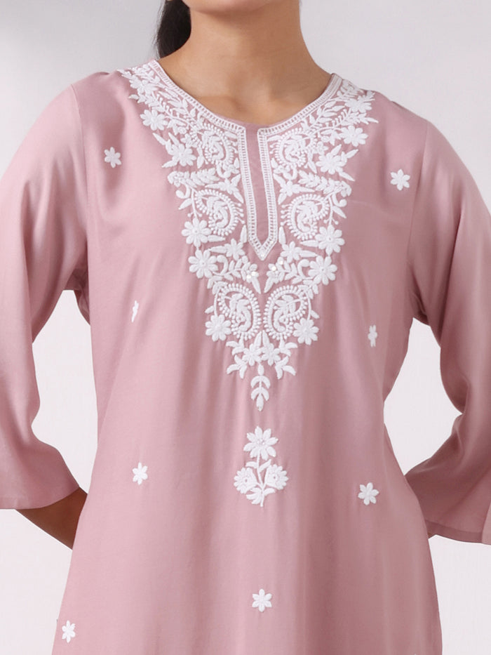 Women Liva Pink Embroidered Kurta