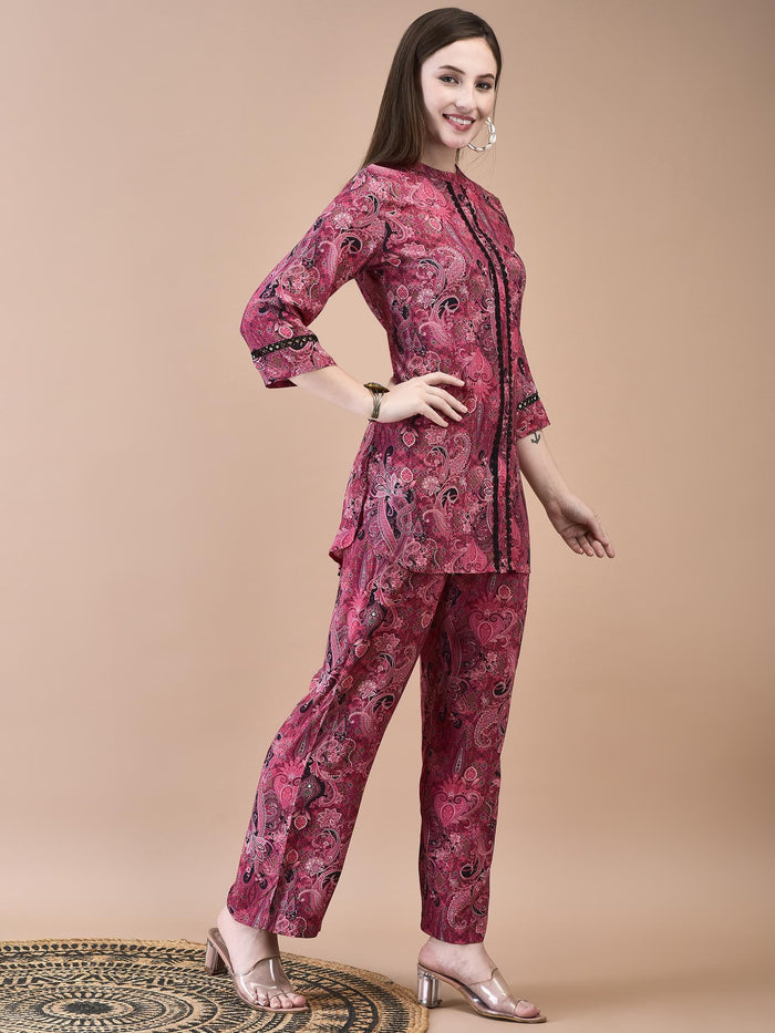 Women Liva Pink Paisley Print Co-Ord Set.
