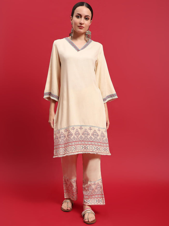 Women Liva Rayon Beige Solid Kurta With Comfort Pant.