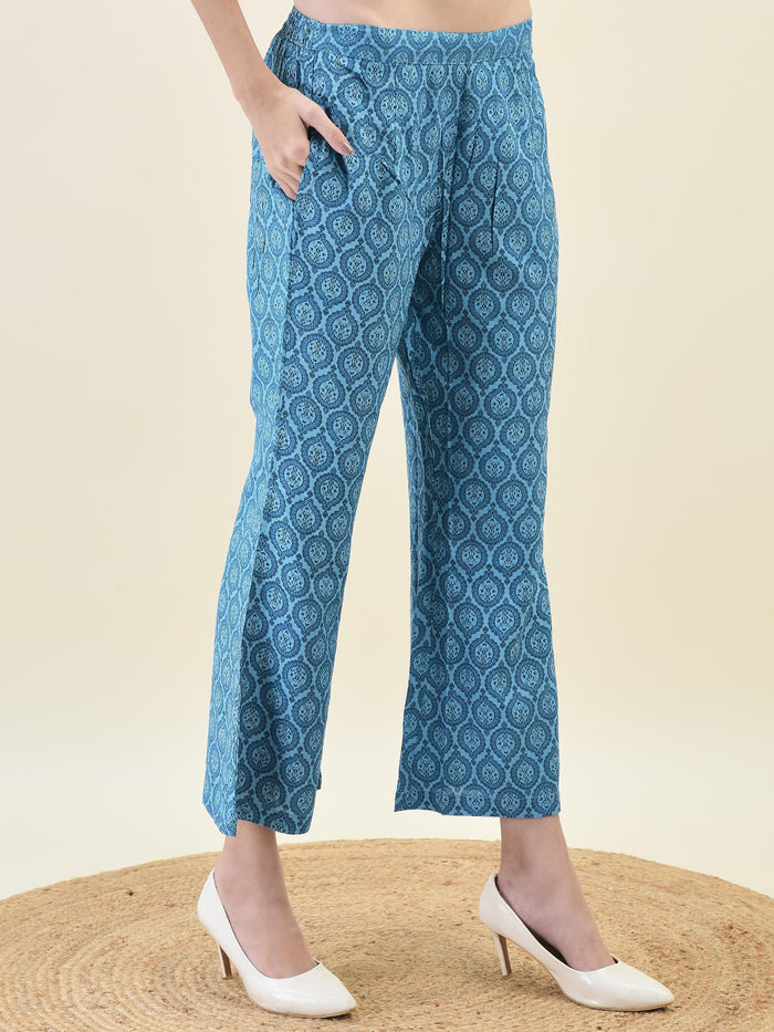 Women Liva Rayon Blue Floral Print Co-Ord Set.