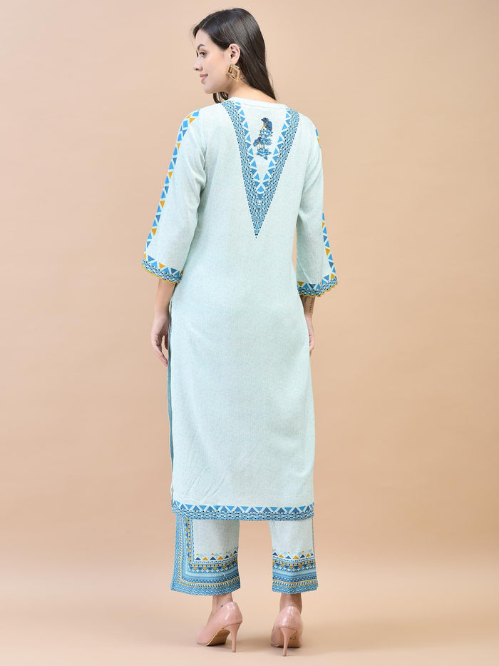 Women Liva (Rayon) Blue Floral Print Kurta With Comfort Pant.