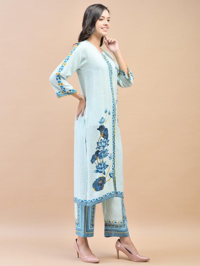 Women Liva (Rayon) Blue Floral Print Kurta With Comfort Pant.