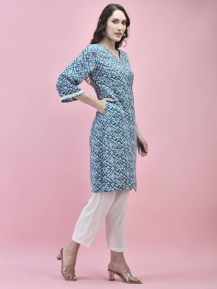 Women Liva Rayon Blue Floral Print Kurta.