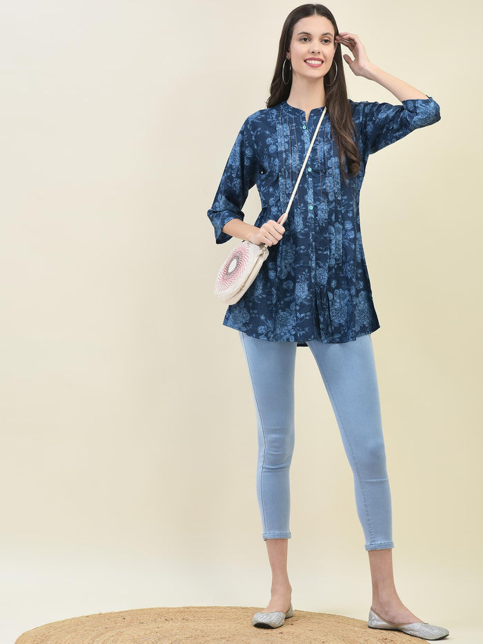 Women Liva Rayon Blue Floral Print Tunic.