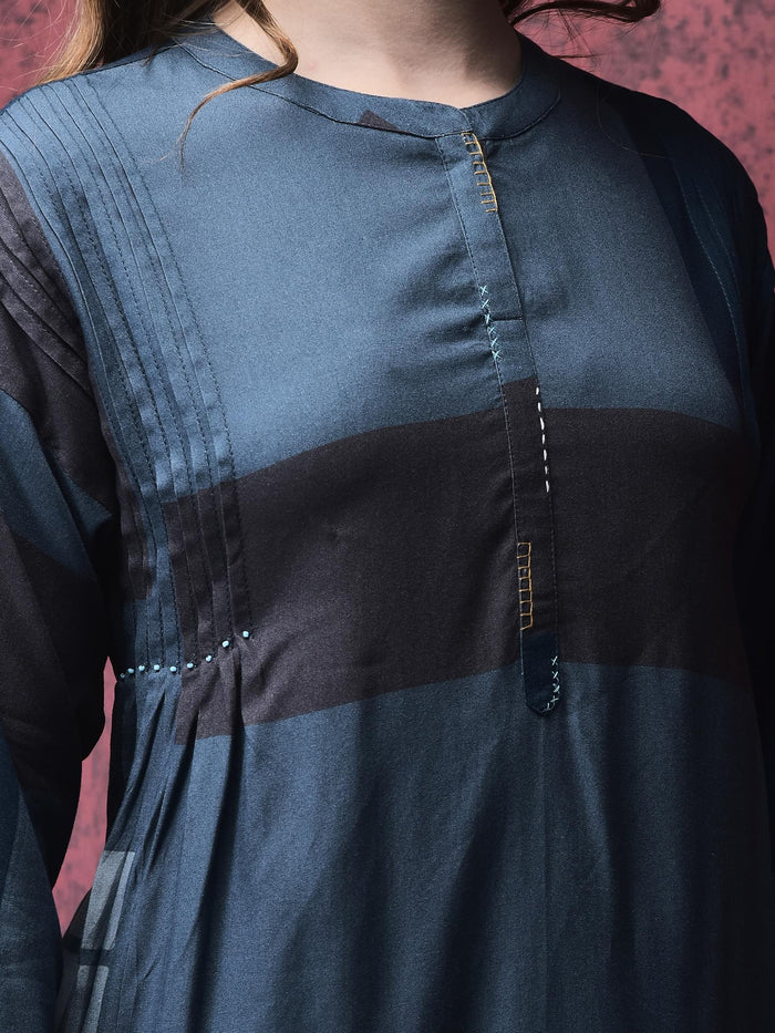 Women Liva (Rayon) Blue Geometric Print Kurta With Comfort Pant.