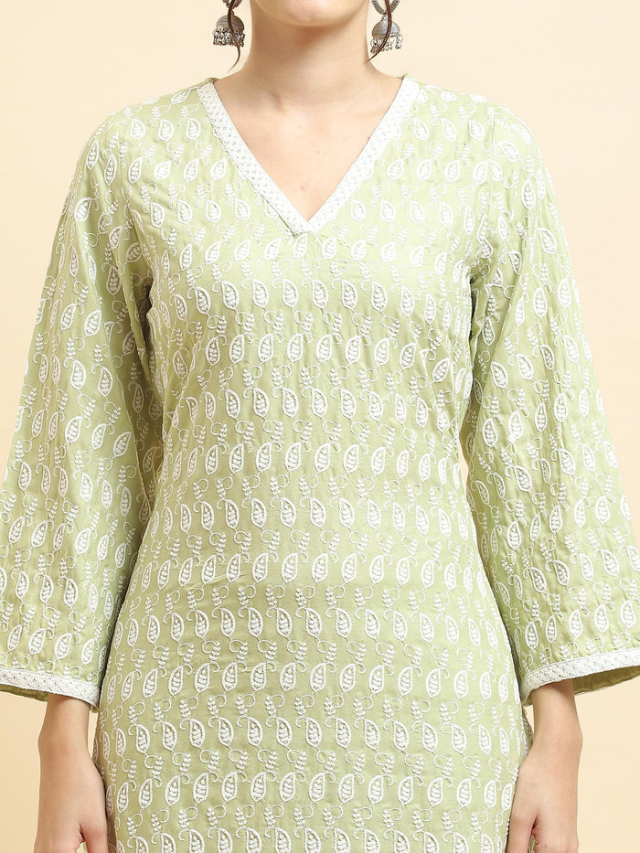 Women Liva Rayon Green Embroidered Kurta Comfort Pant Dupatta.