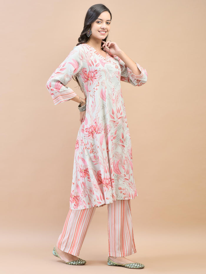 Women Liva (Rayon) Green Floral Print Kurta With Comfort Pant.