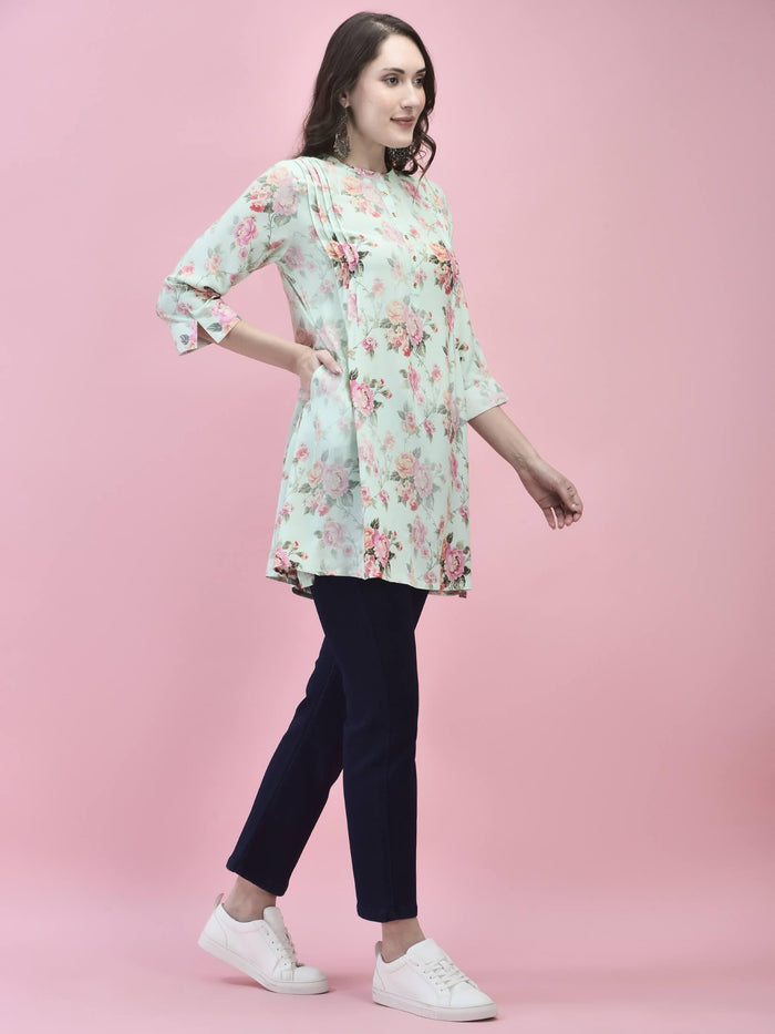 Women Liva Rayon Green Floral Print Kurti.