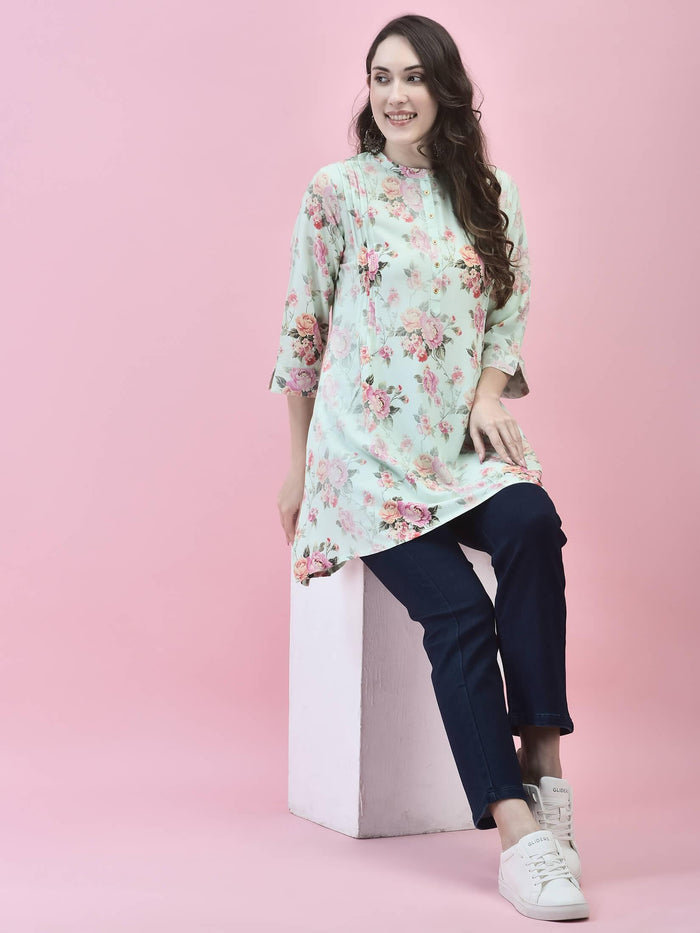 Women Liva Rayon Green Floral Print Kurti.