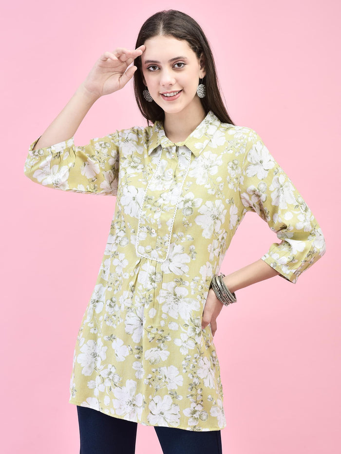 Women Liva (Rayon) Green Floral Print Tunic.
