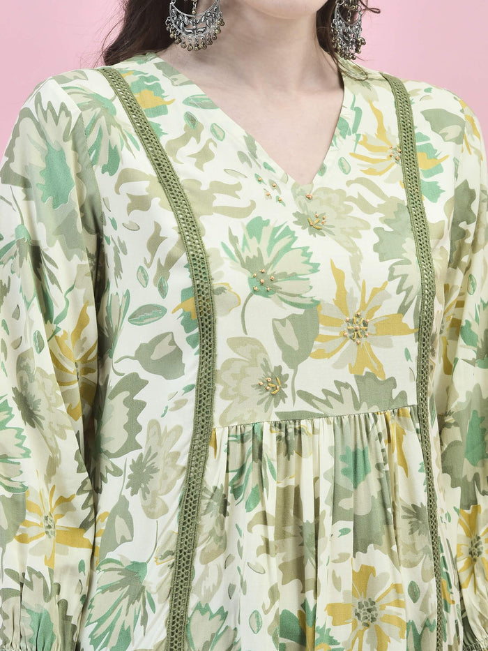 Women Liva Rayon Green Floral Print Tunic.