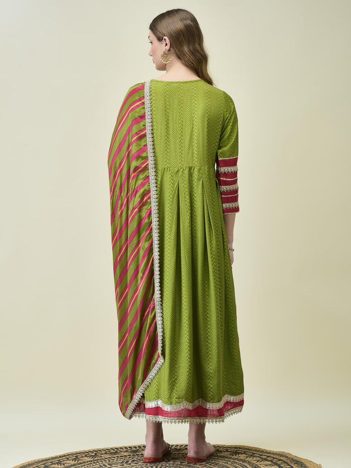 Women Liva Rayon Green Geometric Print Dress With Dupatta.