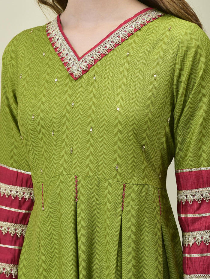 Women Liva Rayon Green Geometric Print Dress With Dupatta.