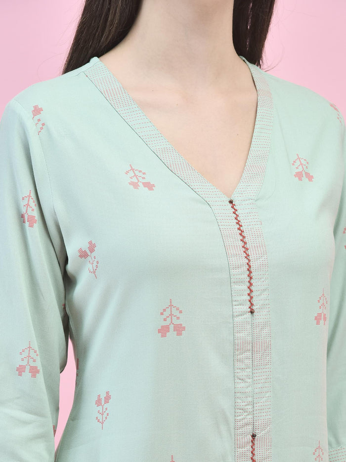 Women Liva (Rayon) Green Printed Kurta Comfort Pant Dupatta.