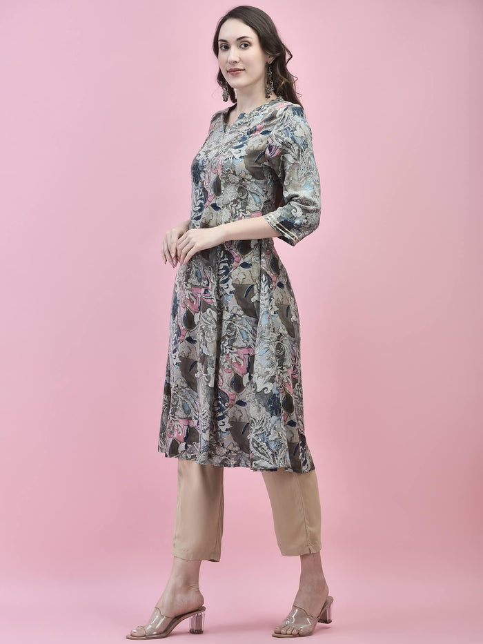 Women Liva Rayon Grey Abstract Print Kurta.