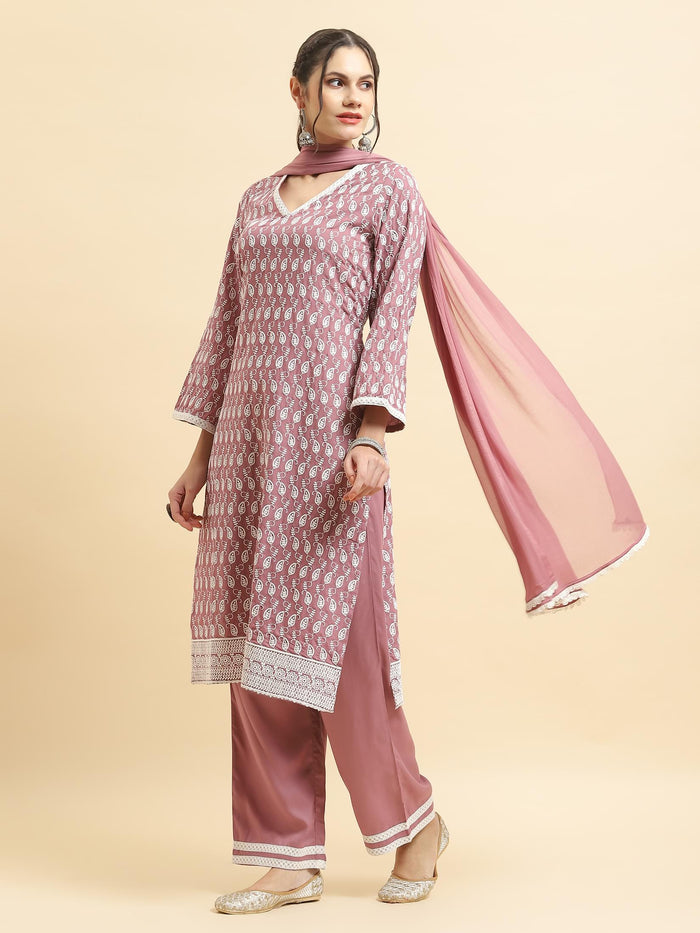 Women Liva Rayon Lilac Embroidered Kurta Comfort Pant Dupatta.