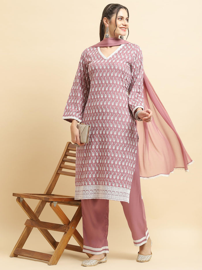 Women Liva Rayon Lilac Embroidered Kurta Comfort Pant Dupatta.