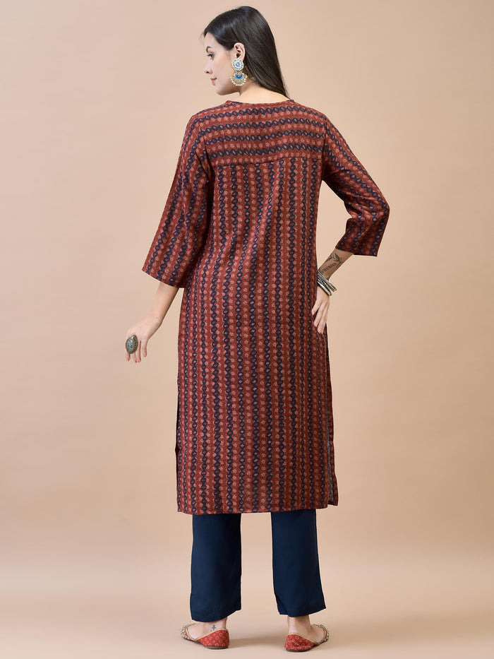 Women Liva Rayon Maroon Geometric Print Kurta.