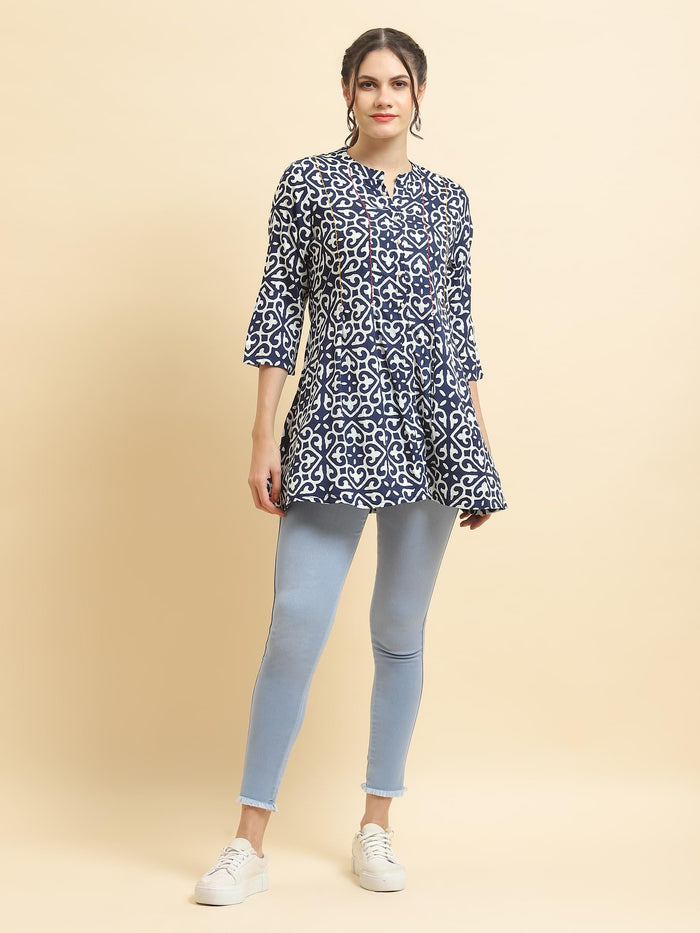 Women Liva Rayon Navy Blue Geometric Print Tunic.