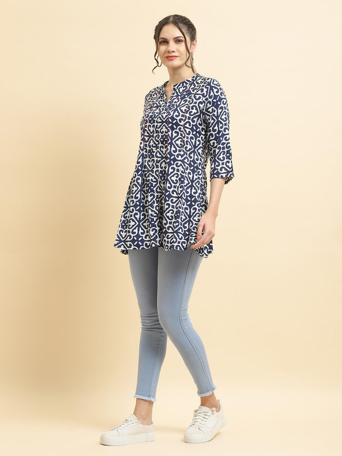 Women Liva Rayon Navy Blue Geometric Print Tunic.