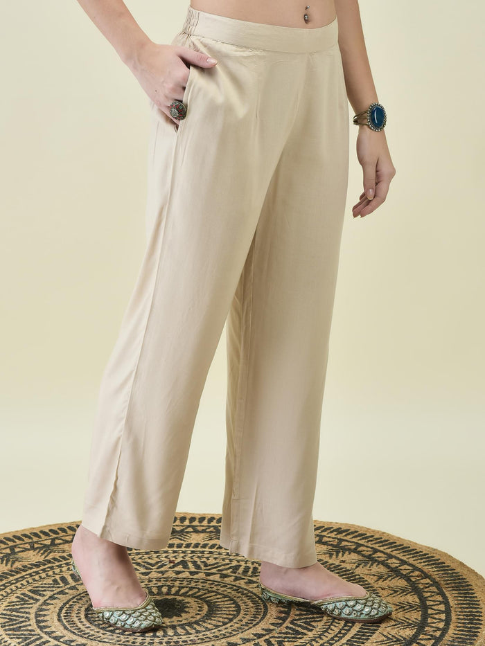 Women Liva Rayon Off White Floral Print Kurta Comfort Pant Dupatta.