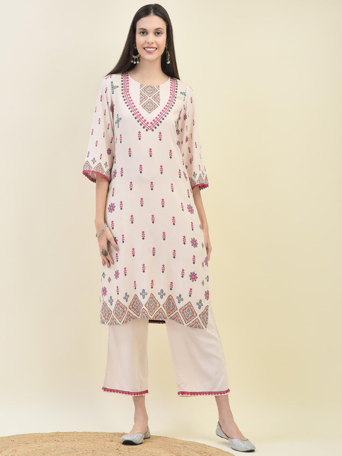 Women Liva Rayon Off White Ikat Print Kurta Comfort Pant Dupatta.
