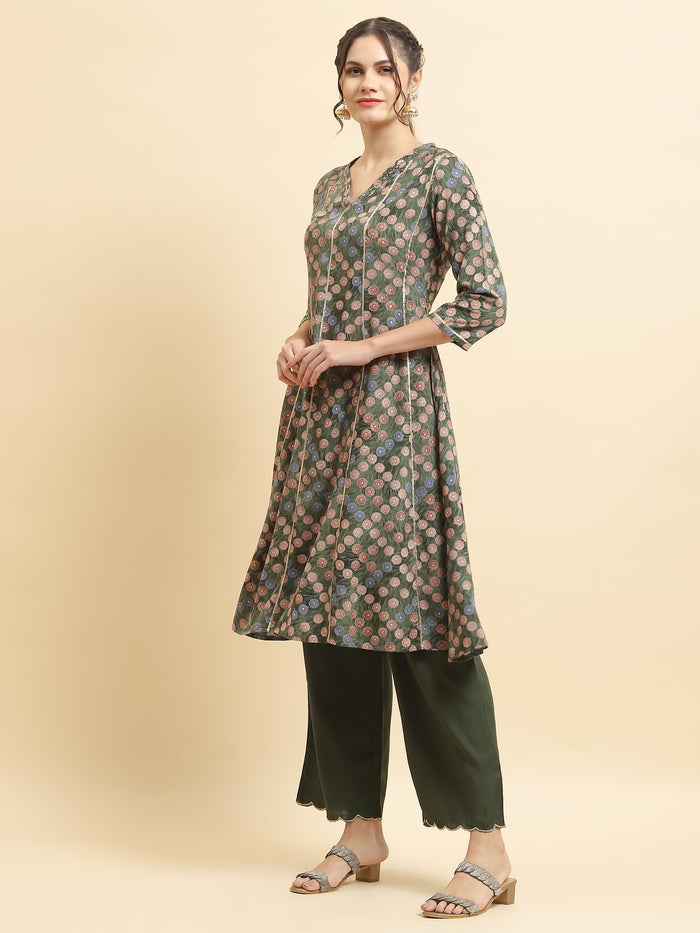 Women Liva Rayon Olive Geometric Print Kurta With Comfort Pant.